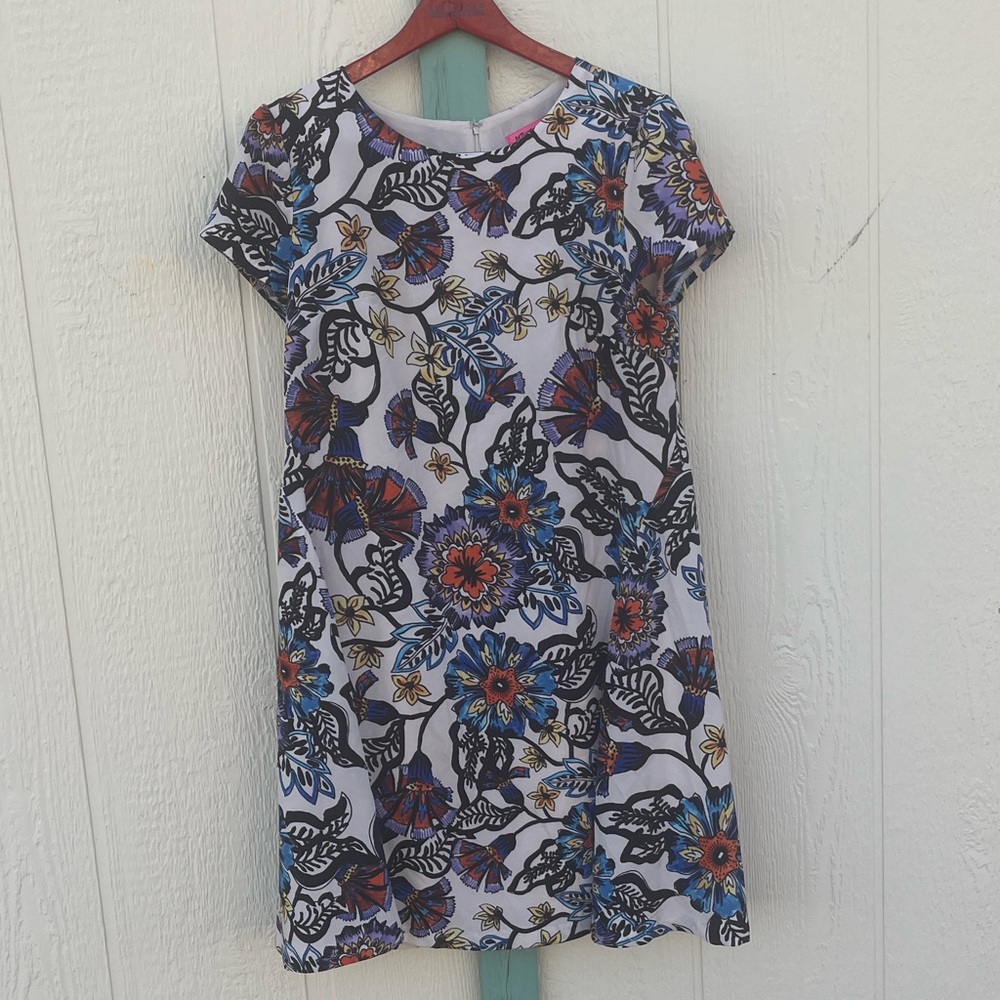 Betsey Johnson Floral A-Line Shift Dress Size 8